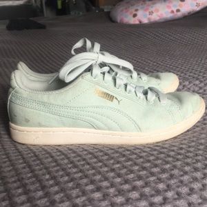 Women’s puma shoes